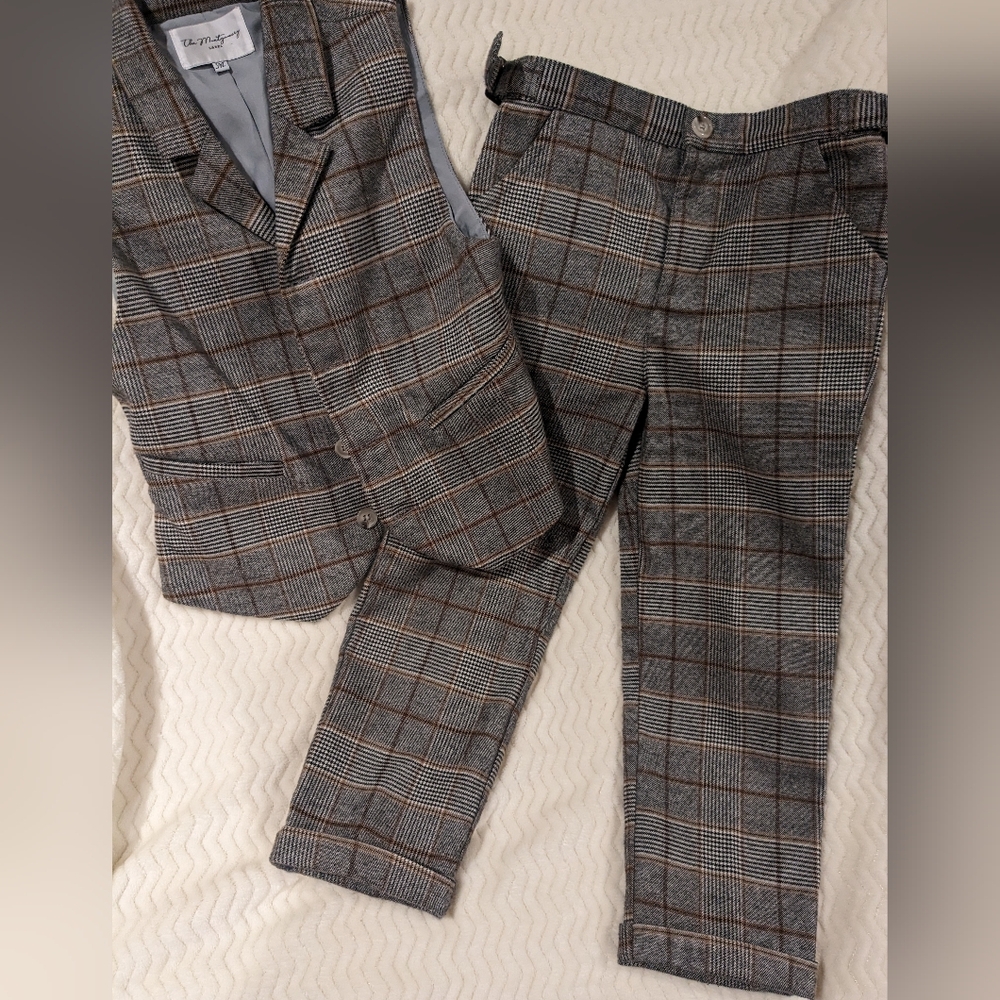 Stroll in Times Square Set w/bowtie